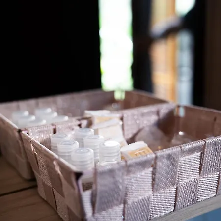 Nima Holidays * קאנטו