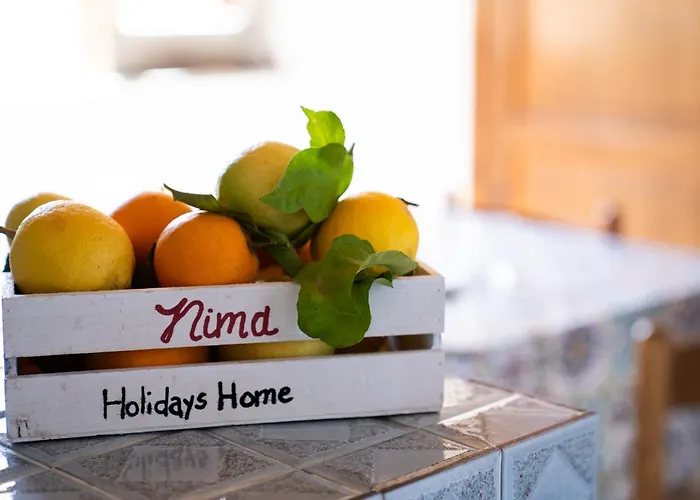 Nima Holidays קאנטו