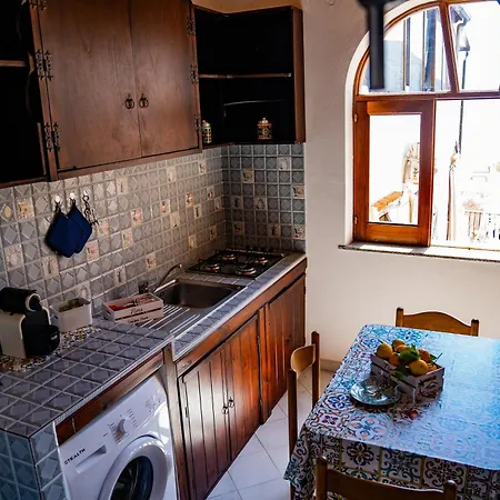 Guest house Nima Holidays Canneto (Lipari)