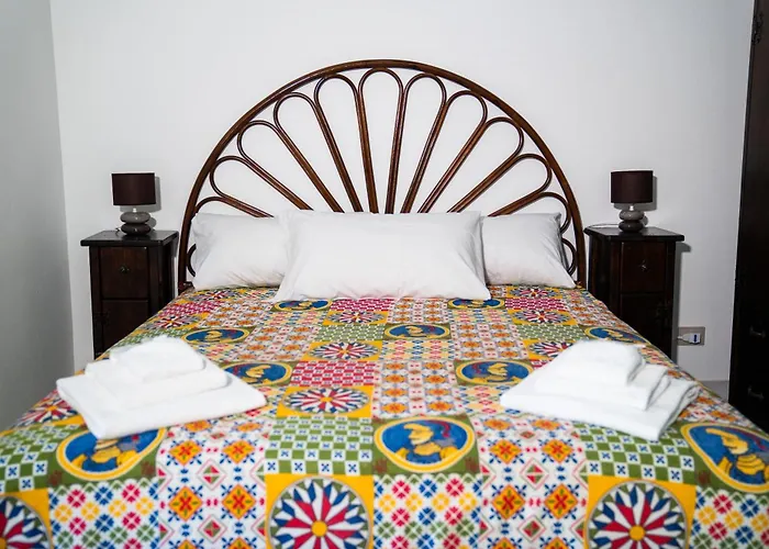 Pensjonat Nima Holidays Canneto (Lipari)