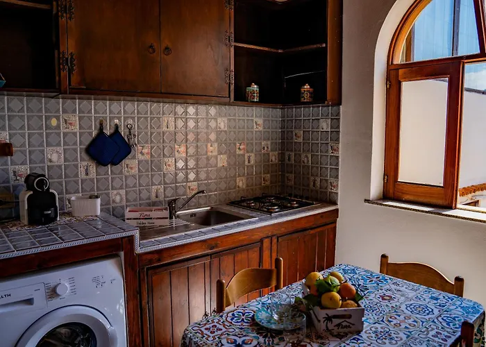 Nima Holidays Guest house *